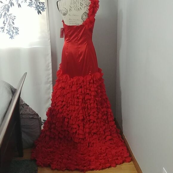 NWT Dana Mathers D1107B One Shoulder Flamenco Prom Slit Bright Red Dress 10 - Picture 5 of 9